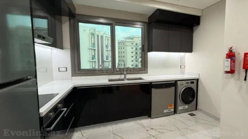 Kirayə verilir 2 otaqlı Mənzil Yeni tikili 80 m² Xətai m. - şəkil 3