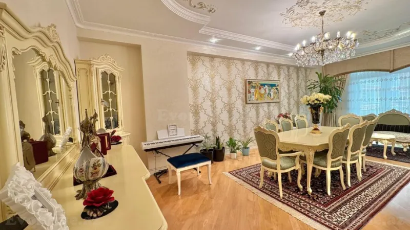 3 otaqlı Mənzil 165 m² Nəsimi r. Satılır