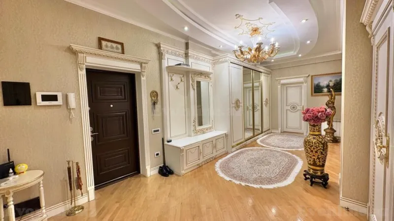 Satılır 3 otaqlı Mənzil Yeni tikili 165 m² Nəsimi r. - şəkil 19