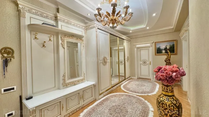 Satılır 3 otaqlı Mənzil Yeni tikili 165 m² Nəsimi r. - şəkil 22