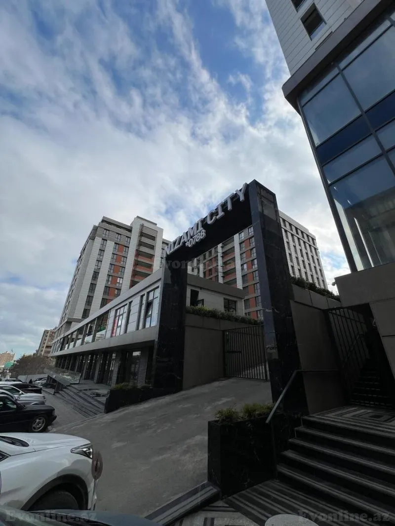 2 otaqlı Mənzil 70 m² Nizami m. Kirayə verilir