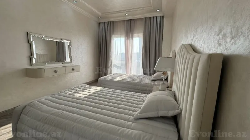 Satılır 3 otaqlı Mənzil Yeni tikili 140 m² Xətai r. - şəkil 5