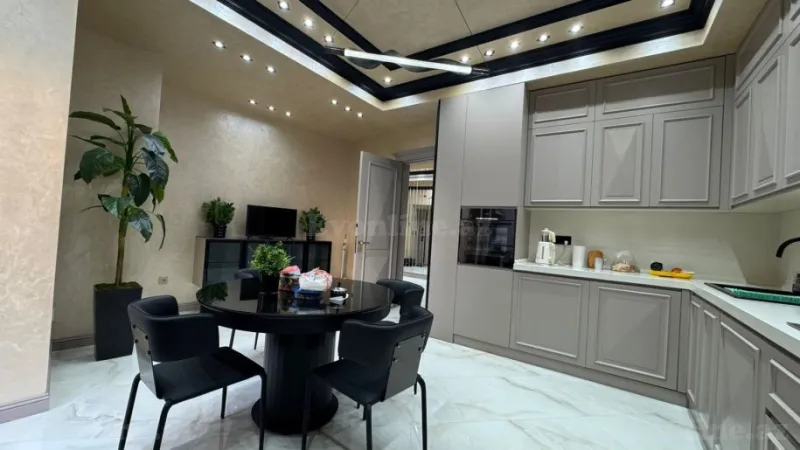 Satılır 3 otaqlı Mənzil Yeni tikili 140 m² Xətai r. - şəkil 10