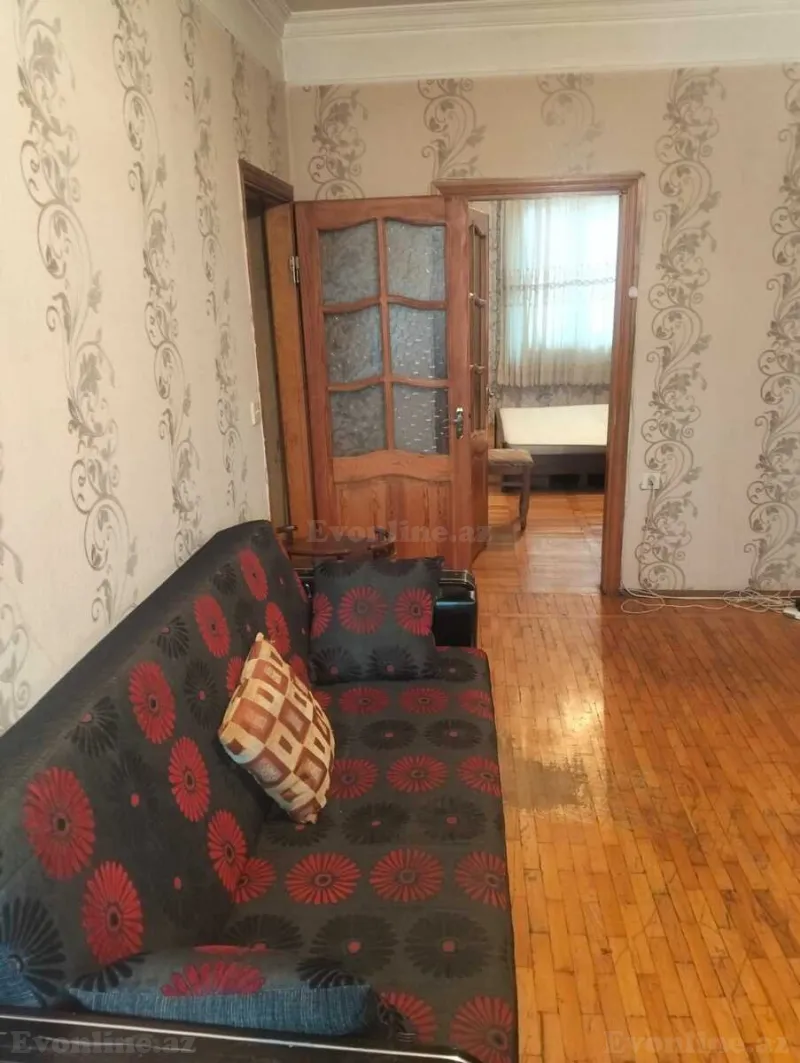 Satılır 2 otaqlı Mənzil Köhnə tikili 47 m² 4-cü mikrorayon - şəkil 5