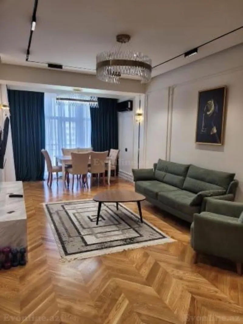 2 otaqlı Mənzil 70 m² 28 May m. Kirayə verilir