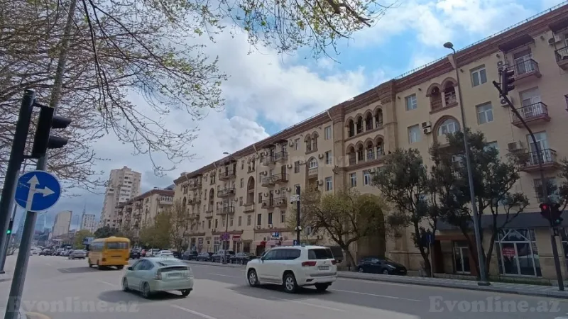 Satılır 2 otaqlı Mənzil Köhnə tikili 43 m² Nizami m. - şəkil 2