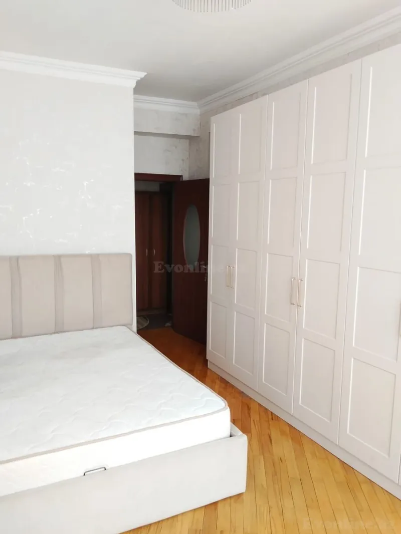 Kirayə verilir 3 otaqlı Mənzil Yeni tikili 85 m² Nizami r. - şəkil 17
