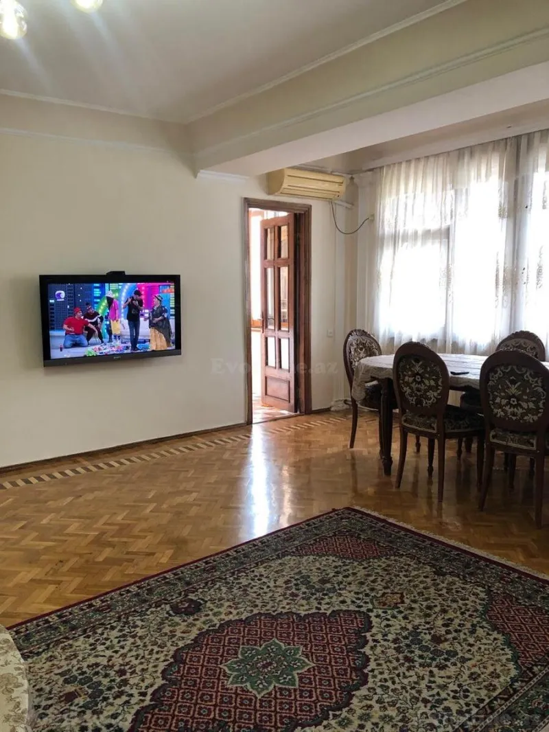 Kirayə verilir 3 otaqlı Mənzil Köhnə tikili 90 m² 28 May m. - şəkil 7