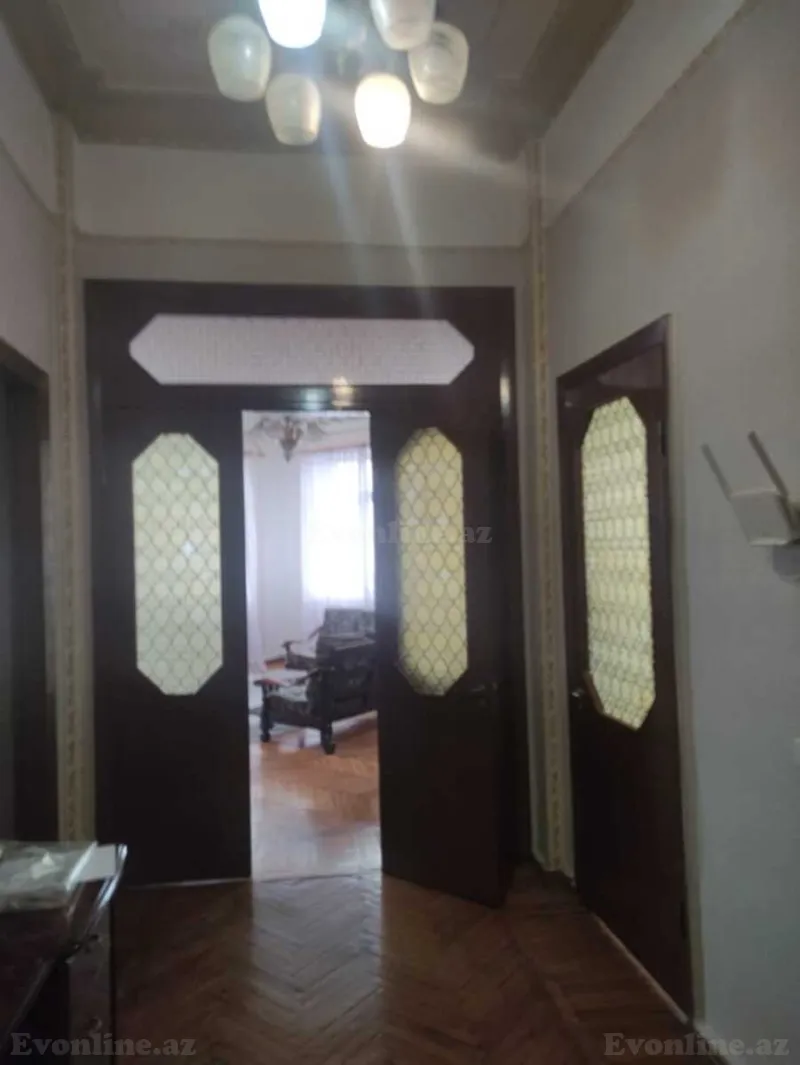 Kirayə verilir 2 otaqlı Mənzil Köhnə tikili 60 m² Sahil m. - şəkil 7