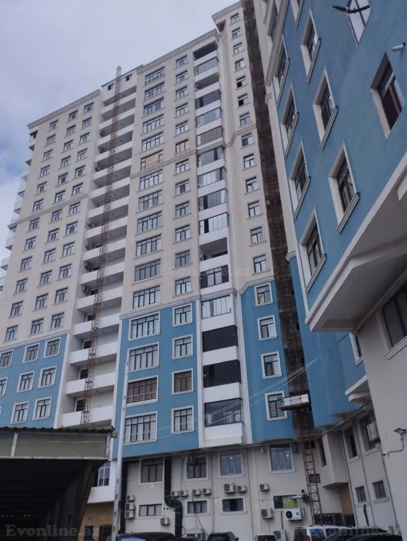 4 otaqlı Mənzil 215 m² Azadlıq prospekti m. Satılır