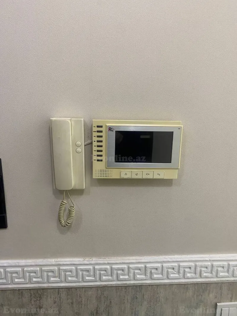 Kirayə verilir 3 otaqlı Mənzil Köhnə tikili 115 m² Sabunçu r. - şəkil 13