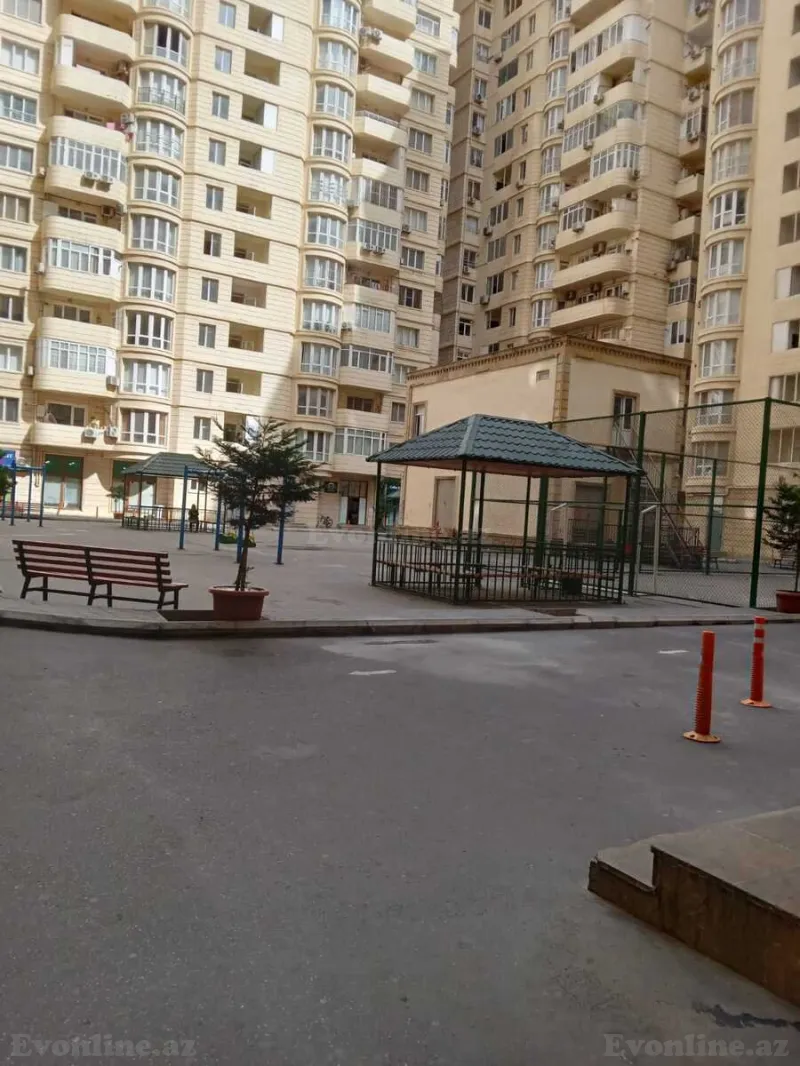 Satılır 2 otaqlı Mənzil Yeni tikili 50 m² 8 Noyabr m. - şəkil 12