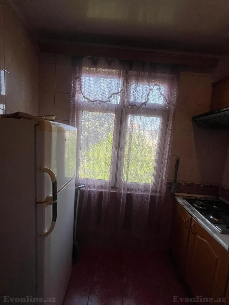 Kirayə verilir 2 otaqlı Mənzil Köhnə tikili 50 m² 1-ci mikrorayon - şəkil 10