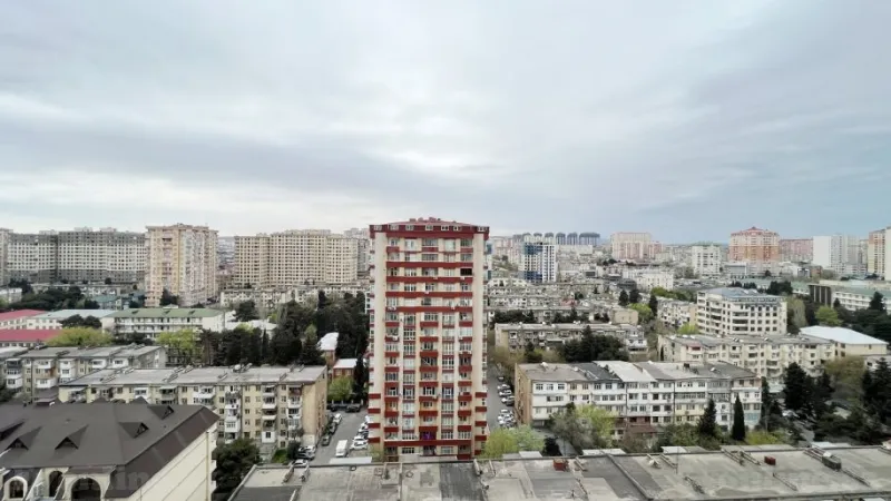 Kirayə verilir 3 otaqlı Mənzil Yeni tikili 120 m² İnşaatçılar m. - şəkil 2