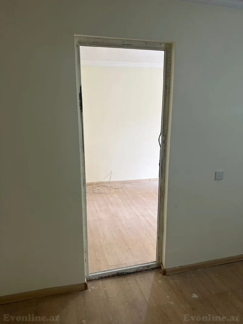 Satılır 2 otaqlı Mənzil Köhnə tikili 60 m² Yasamal - şəkil 2