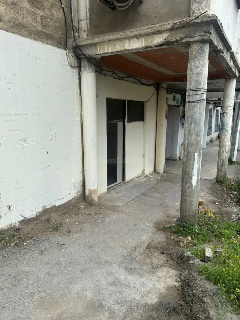 Satılır 2 otaqlı Mənzil Köhnə tikili 60 m² Yasamal - şəkil 3