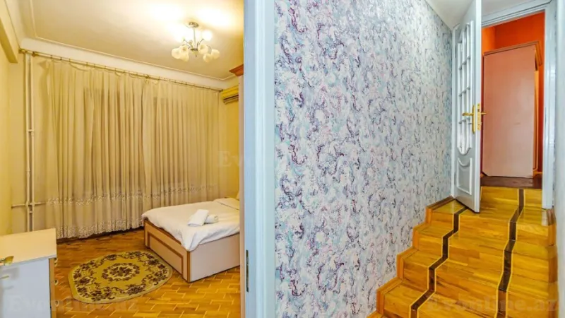 Kirayə verilir 3 otaqlı Mənzil Köhnə tikili 75 m² Sahil m. - şəkil 7