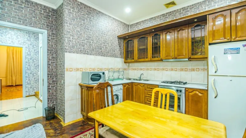 Kirayə verilir 3 otaqlı Mənzil Köhnə tikili 75 m² Sahil m. - şəkil 12