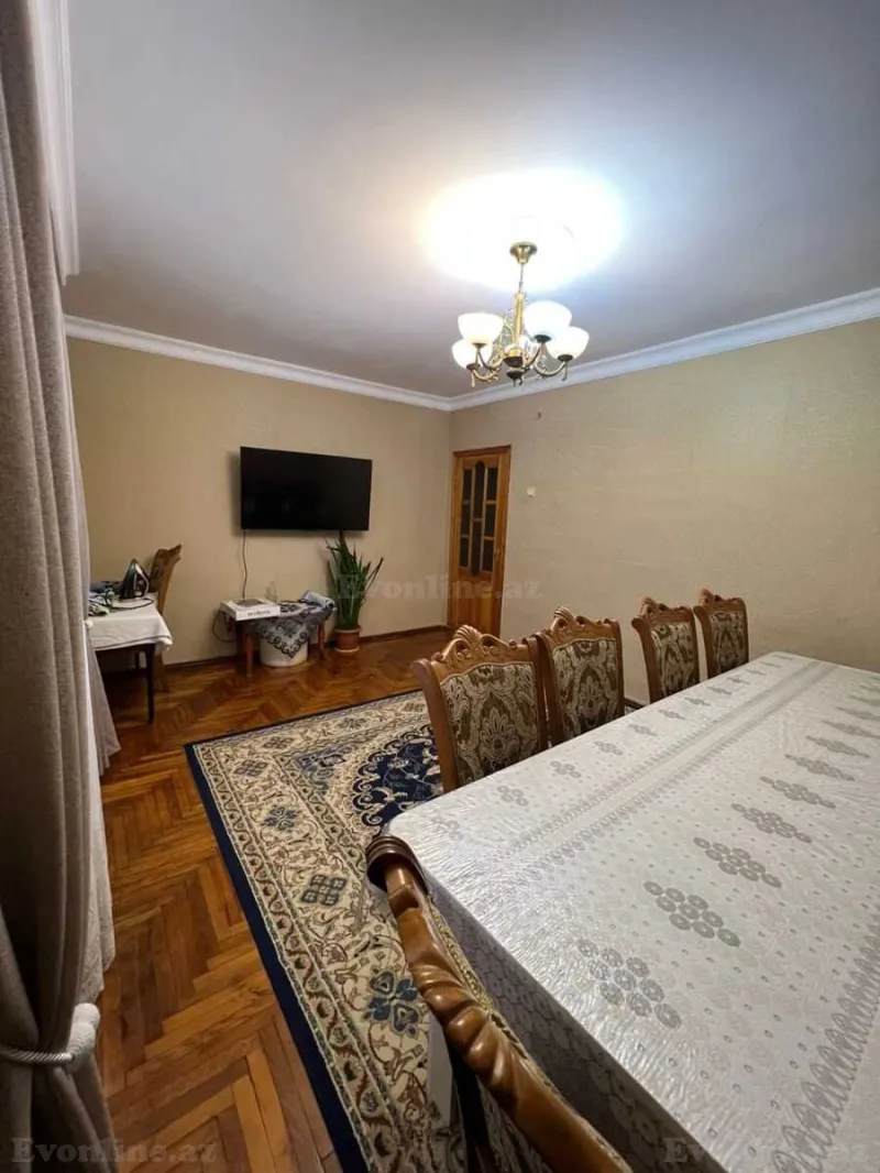 3 otaqlı Mənzil 60 m² Xətai r. Satılır