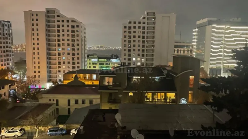 3 otaqlı Mənzil 72 m² Bayıl Satılır