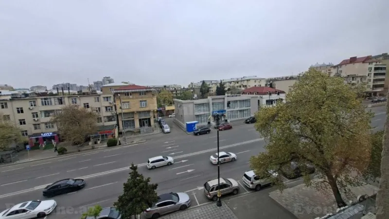 Satılır 3 otaqlı Mənzil Köhnə tikili 55 m² Gənclik m. - şəkil 20