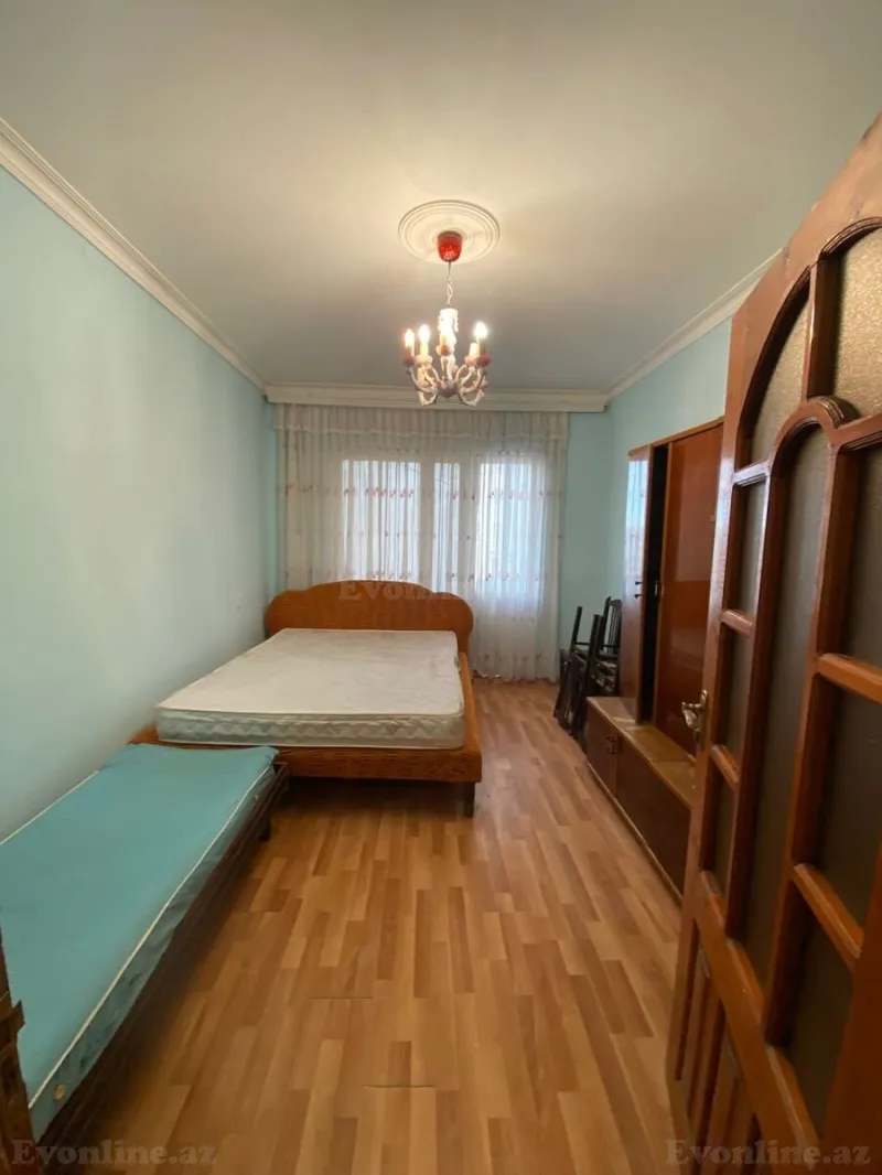 Kirayə verilir 2 otaqlı Mənzil Köhnə tikili 70 m² İnşaatçılar m. - şəkil 3