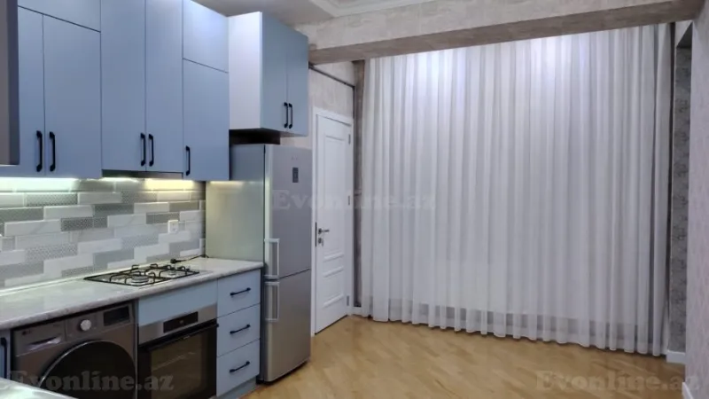 Kirayə verilir 3 otaqlı Mənzil Yeni tikili 95 m² 9-cu mikrorayon