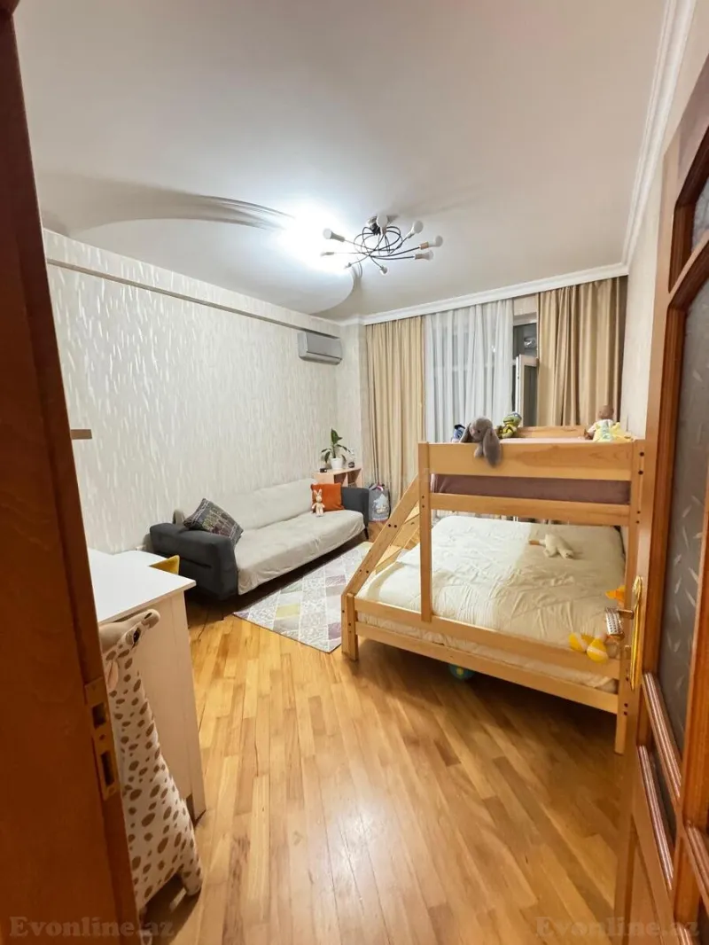 Satılır 3 otaqlı Mənzil Yeni tikili 140 m² Nəriman Nərimanov m. - şəkil 14