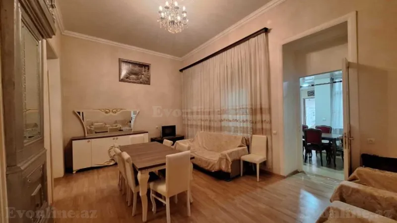 Satılır 4 otaqlı Mənzil Köhnə tikili 80 m² İçərişəhər m. - şəkil 10