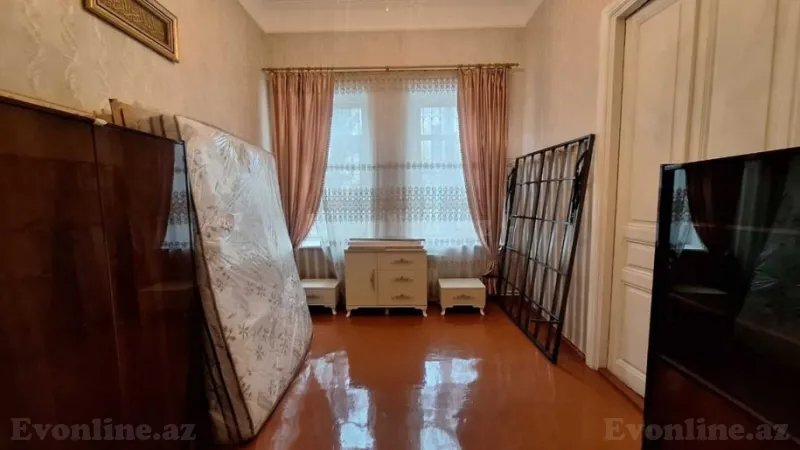 Satılır 4 otaqlı Mənzil Köhnə tikili 80 m² İçərişəhər m. - şəkil 12