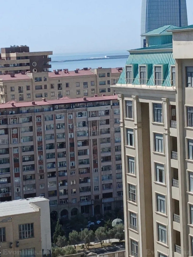 Satılır 4 otaqlı Mənzil Yeni tikili 192 m² Xətai m. - şəkil 19