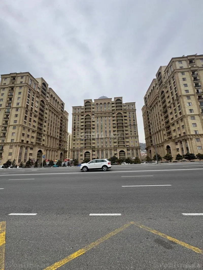 Satılır 2 otaqlı Mənzil Yeni tikili 75 m² Bayıl