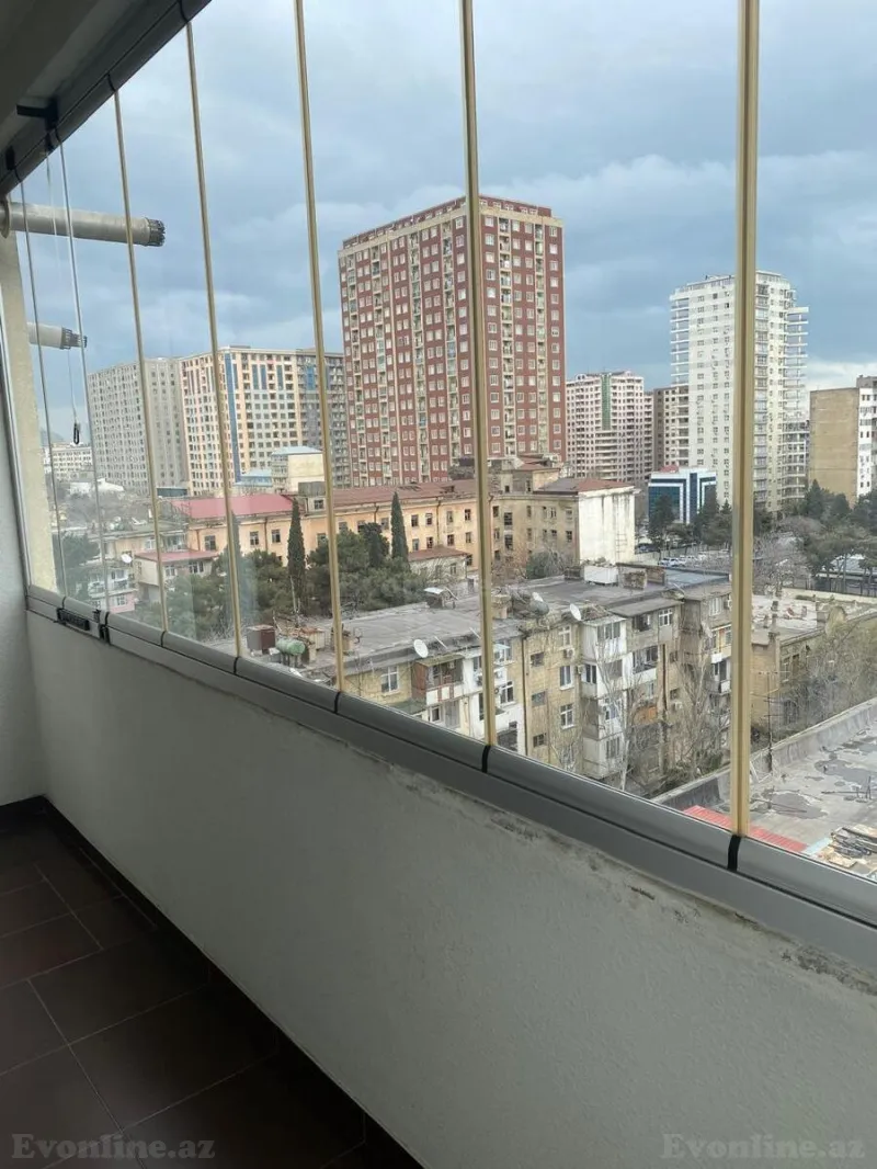 Kirayə verilir 4 otaqlı Mənzil Yeni tikili 200 m² 28 May m. - şəkil 12