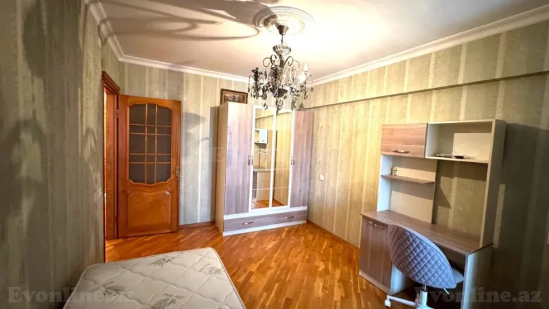 Satılır 3 otaqlı Mənzil Köhnə tikili 100 m² 28 May m. - şəkil 5