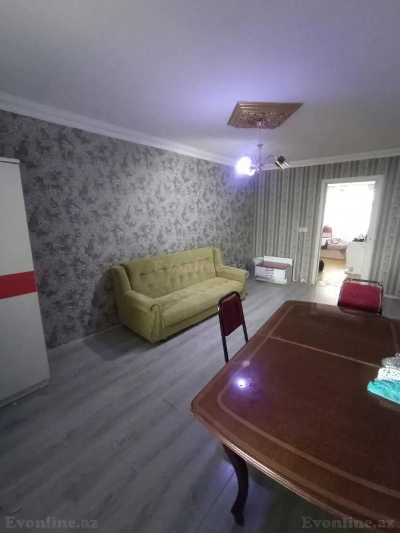 2 otaqlı Mənzil 55 m² Neftçilər m. Satılır