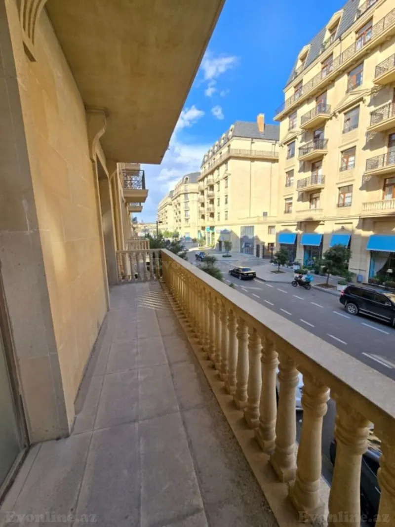 Satılır 4 otaqlı Mənzil Yeni tikili 161 m² Xətai r. - şəkil 3