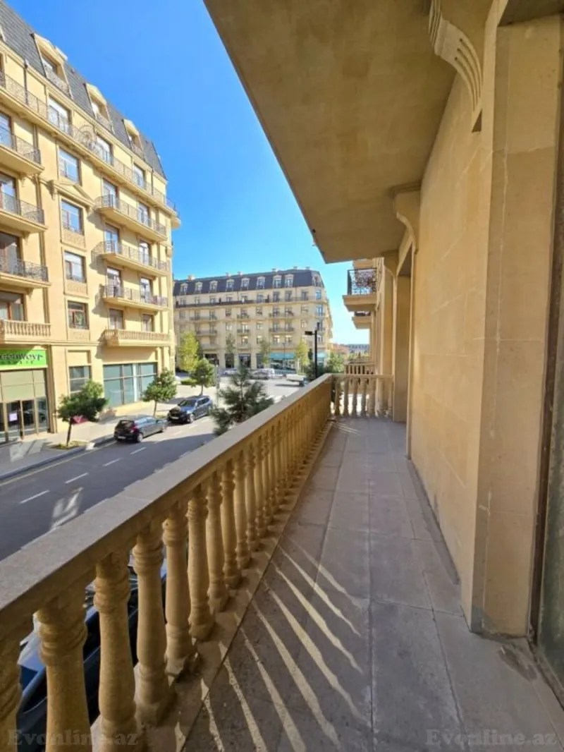 Satılır 4 otaqlı Mənzil Yeni tikili 161 m² Xətai r. - şəkil 4