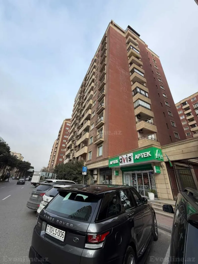 Satılır 4 otaqlı Mənzil Yeni tikili 212 m² Nəsimi r. - şəkil 5