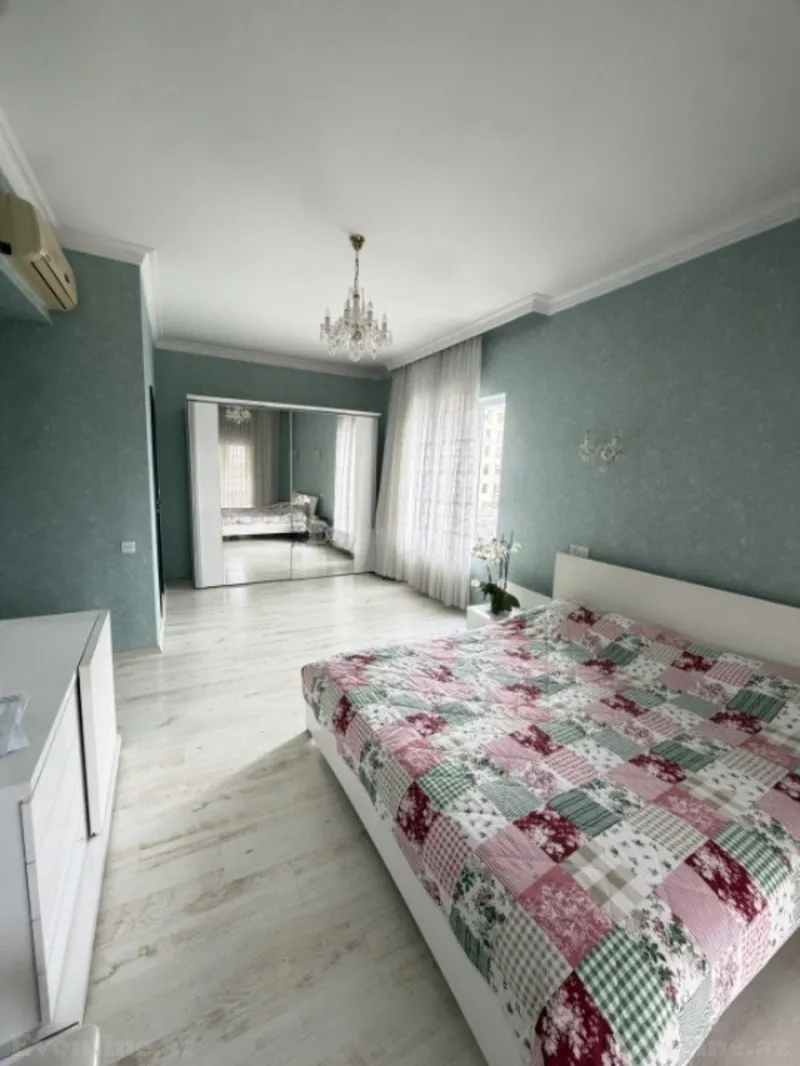 Satılır 4 otaqlı Mənzil Yeni tikili 212 m² Nəsimi r. - şəkil 12