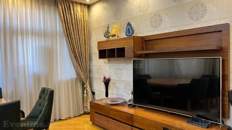 Kirayə verilir 4 otaqlı Mənzil Yeni tikili 200 m² Xətai m. - şəkil 2