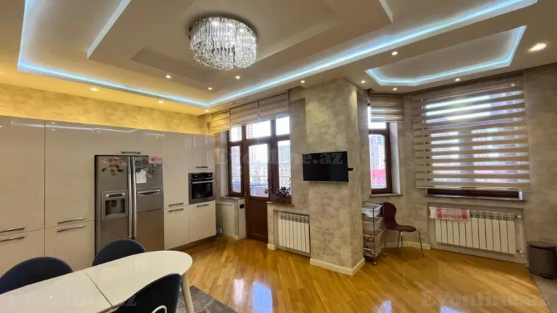 Kirayə verilir 4 otaqlı Mənzil Yeni tikili 200 m² Xətai m. - şəkil 21