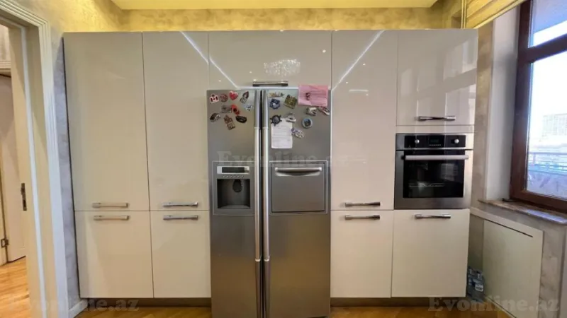 Kirayə verilir 4 otaqlı Mənzil Yeni tikili 200 m² Xətai m. - şəkil 22