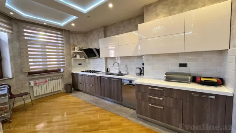 Kirayə verilir 4 otaqlı Mənzil Yeni tikili 200 m² Xətai m. - şəkil 24