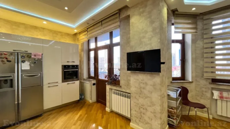 Kirayə verilir 4 otaqlı Mənzil Yeni tikili 200 m² Xətai m. - şəkil 26