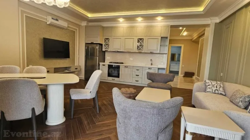 3 otaqlı Mənzil 135 m² Xətai m. Kirayə verilir