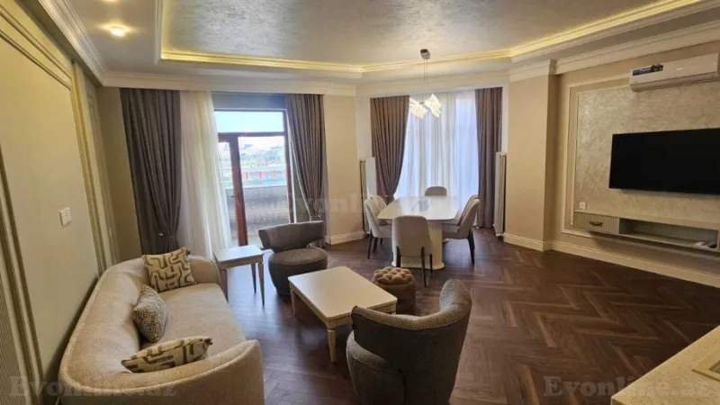 Kirayə verilir 3 otaqlı Mənzil Yeni tikili 135 m² Xətai m. - şəkil 2