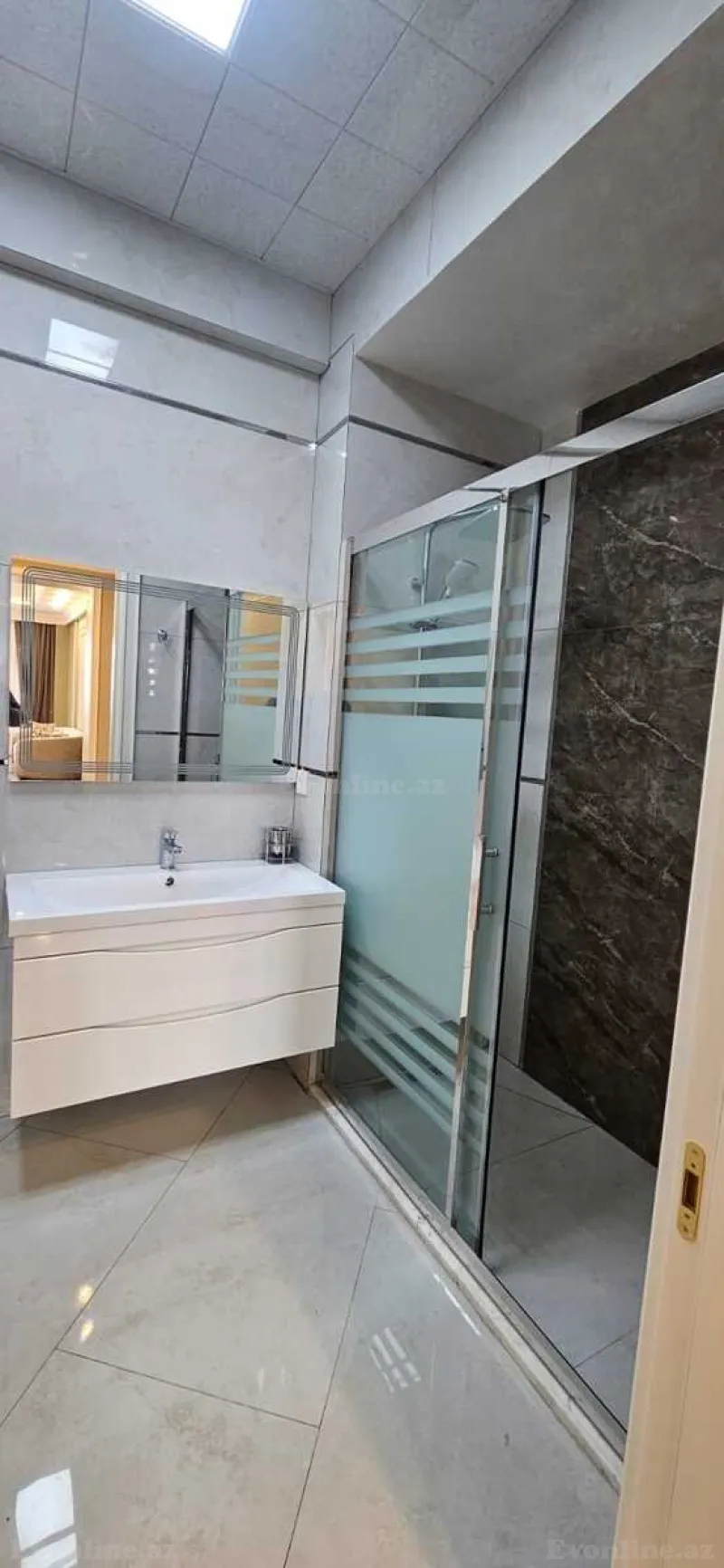 Kirayə verilir 3 otaqlı Mənzil Yeni tikili 135 m² Xətai m. - şəkil 7