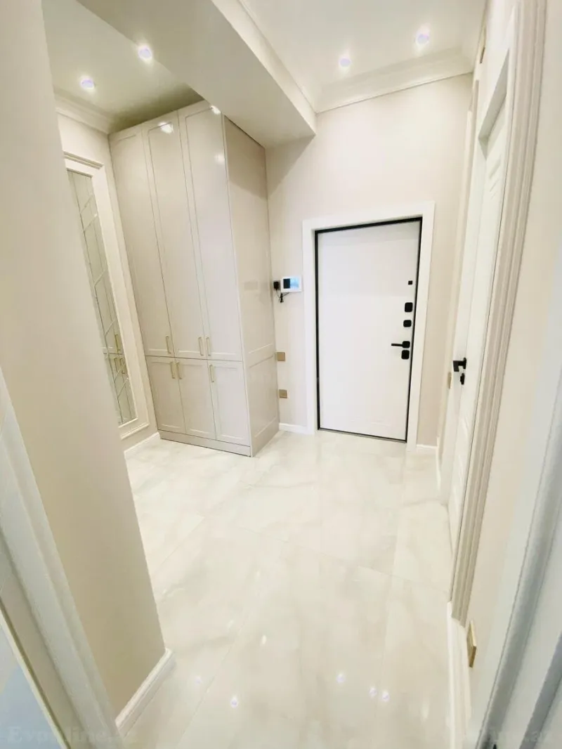 Kirayə verilir 2 otaqlı Mənzil Yeni tikili 70 m² Nərimanov r. - şəkil 8