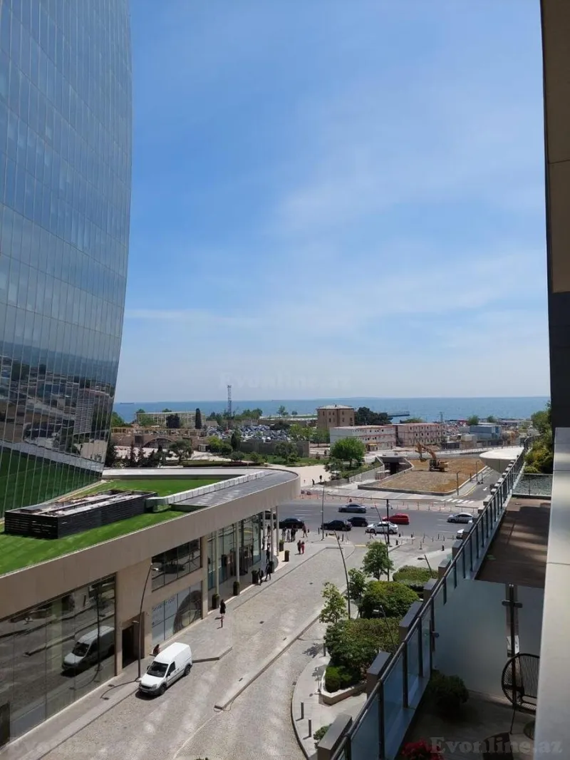 Satılır 2 otaqlı Mənzil Yeni tikili 84 m² Səbail r. - şəkil 2