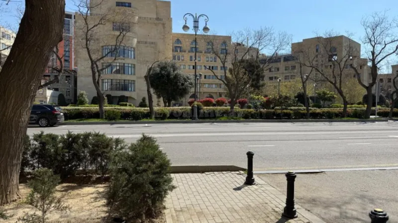 Satılır 2 otaqlı Mənzil Köhnə tikili 50 m² Yasamal r. - şəkil 4